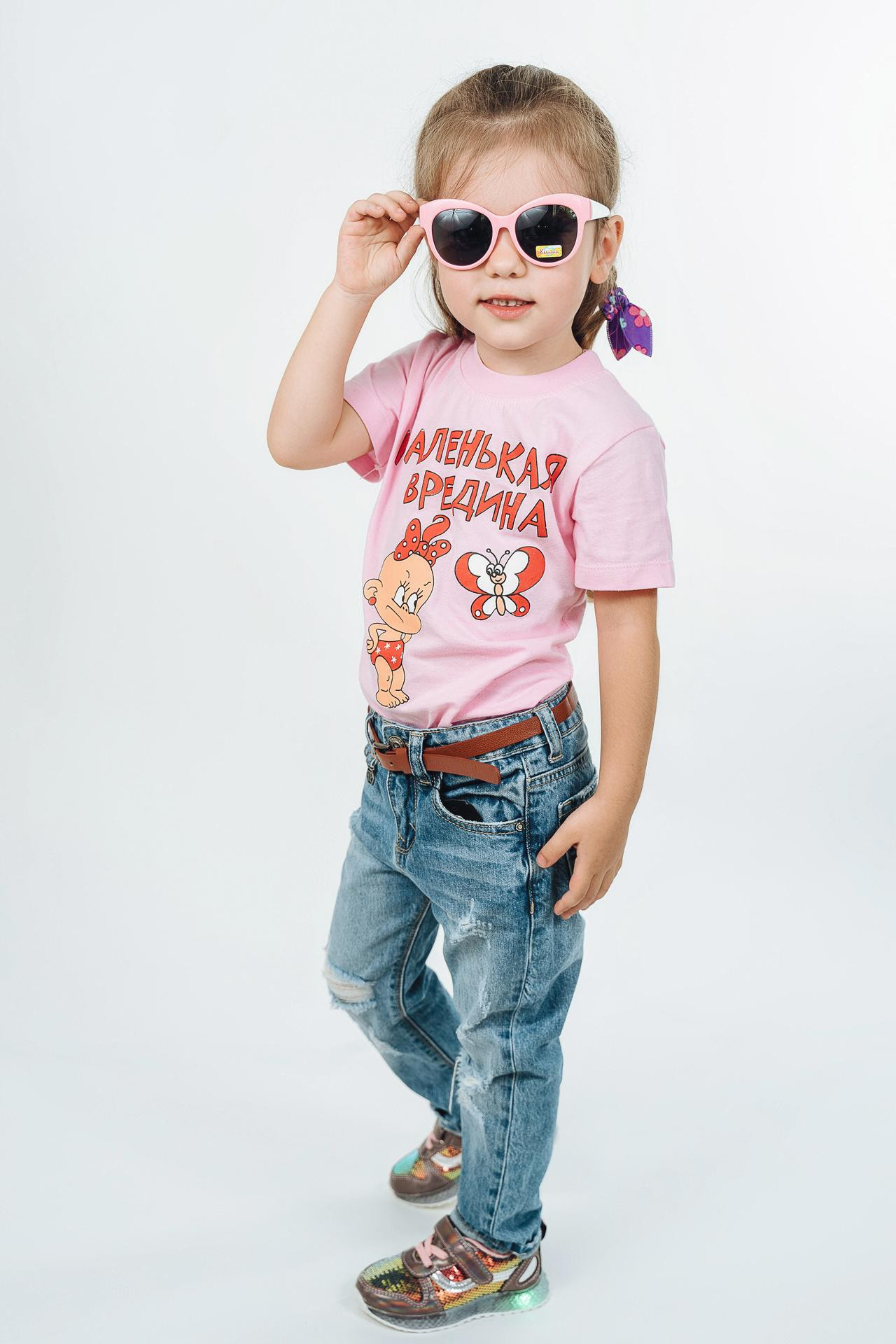 Портреты на монотонном фоне