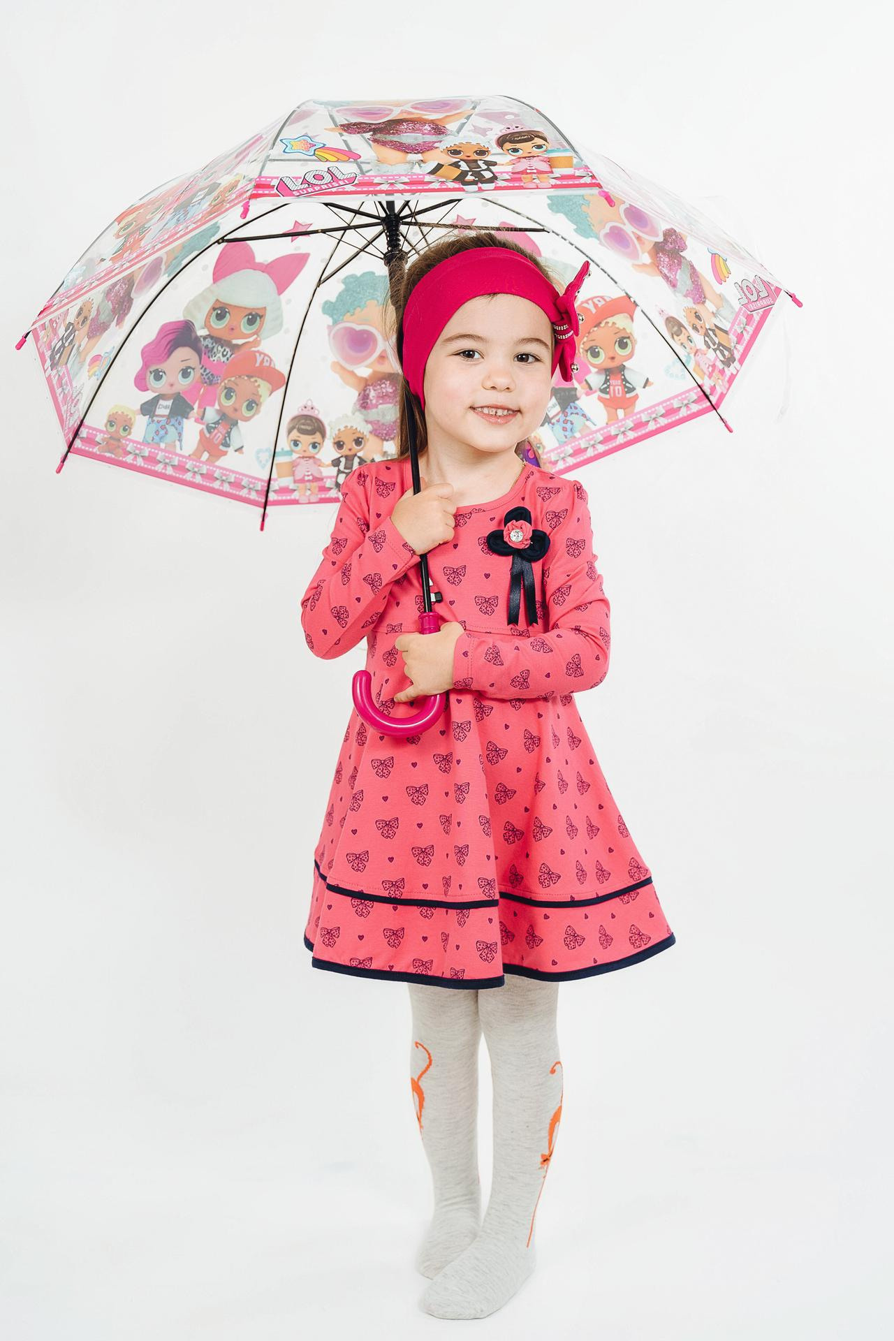 Портреты на монотонном фоне