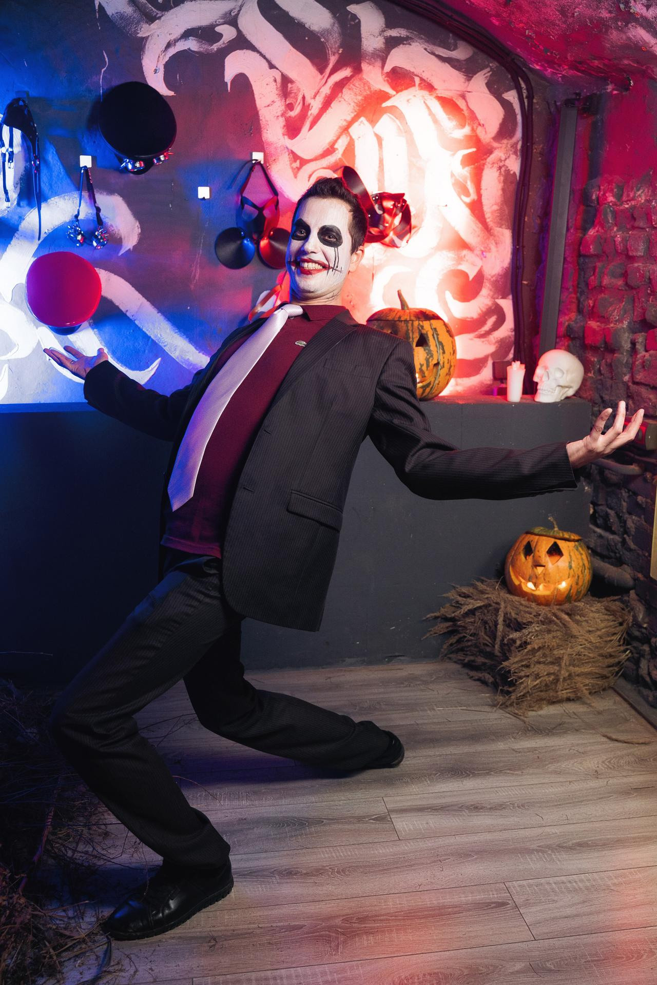 20201030 Exit halloween