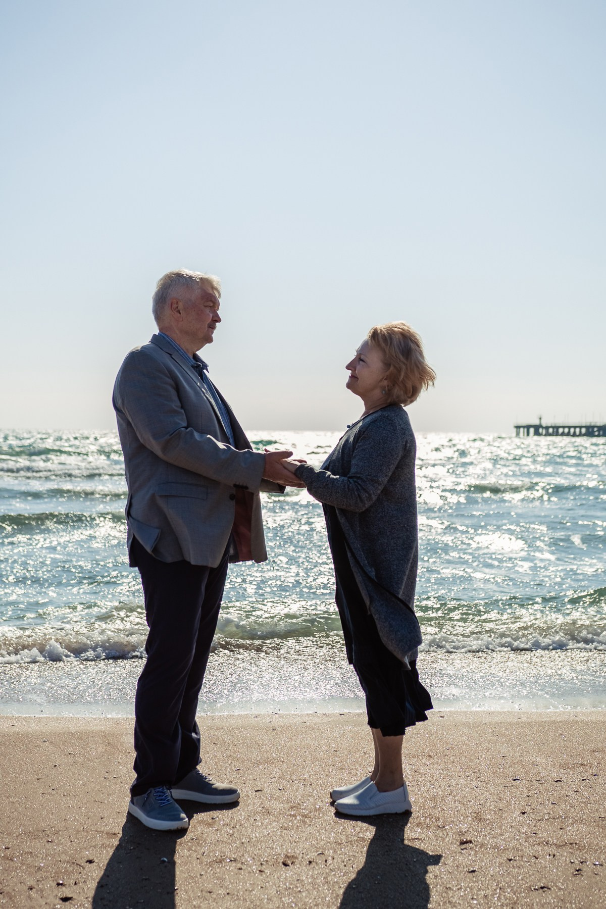 Сергей и Ирина — в объятиях волн. Семейный фотограф Новороссийск, Анапа, Геленджик — Юлия Давыдова