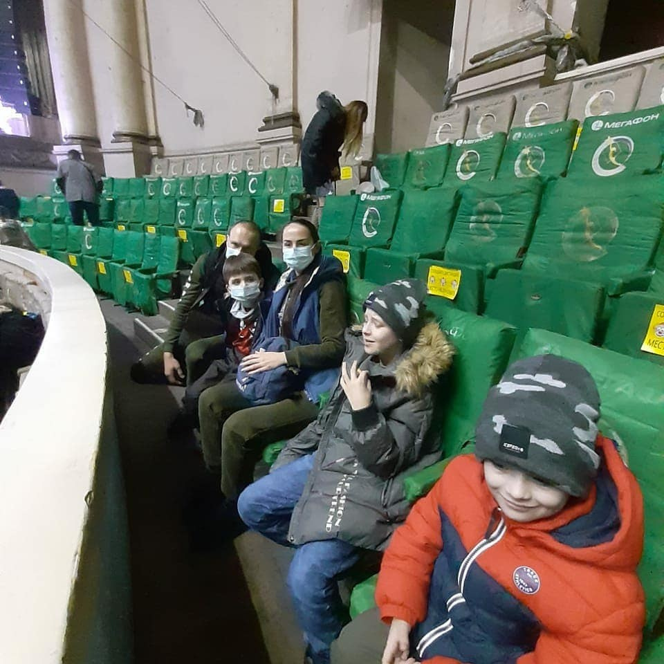 Космическое путешествие в Новый год: незабываемые эмоции в цирке!