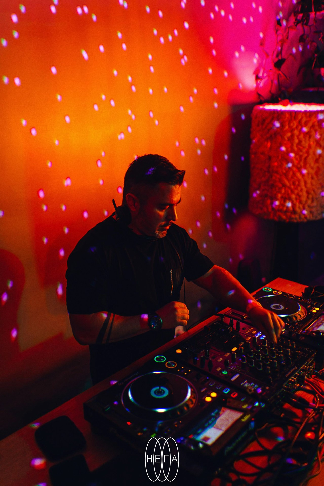 Ночная жизнь Смоленска. Фотограф | Михаил Буш Смоленск