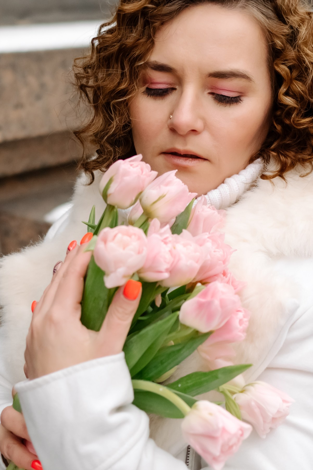 Юля с тюльпанами. Свадебный и сеейный фотограф в Санкт-Петербурге Елена Худякова