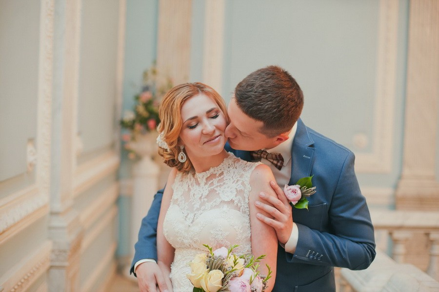 Свадебная прогулка по Санкт-Петербургу. Фотограф крещение венчание в Петербурге! Помогает подобрать храм и посоветовал душевного батюшку в СПб