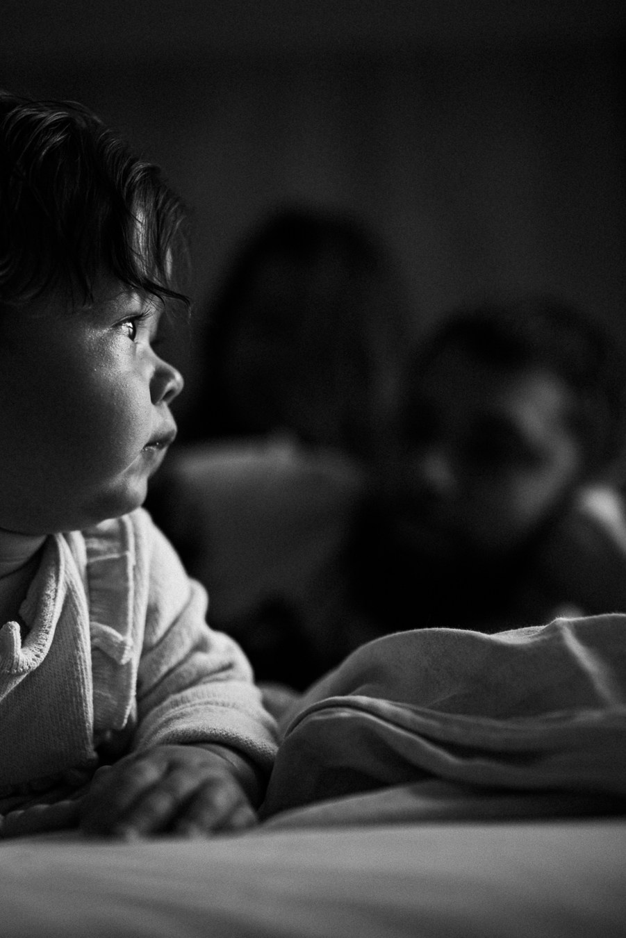 Саша, Катя, Мирослава и бабушка | дома