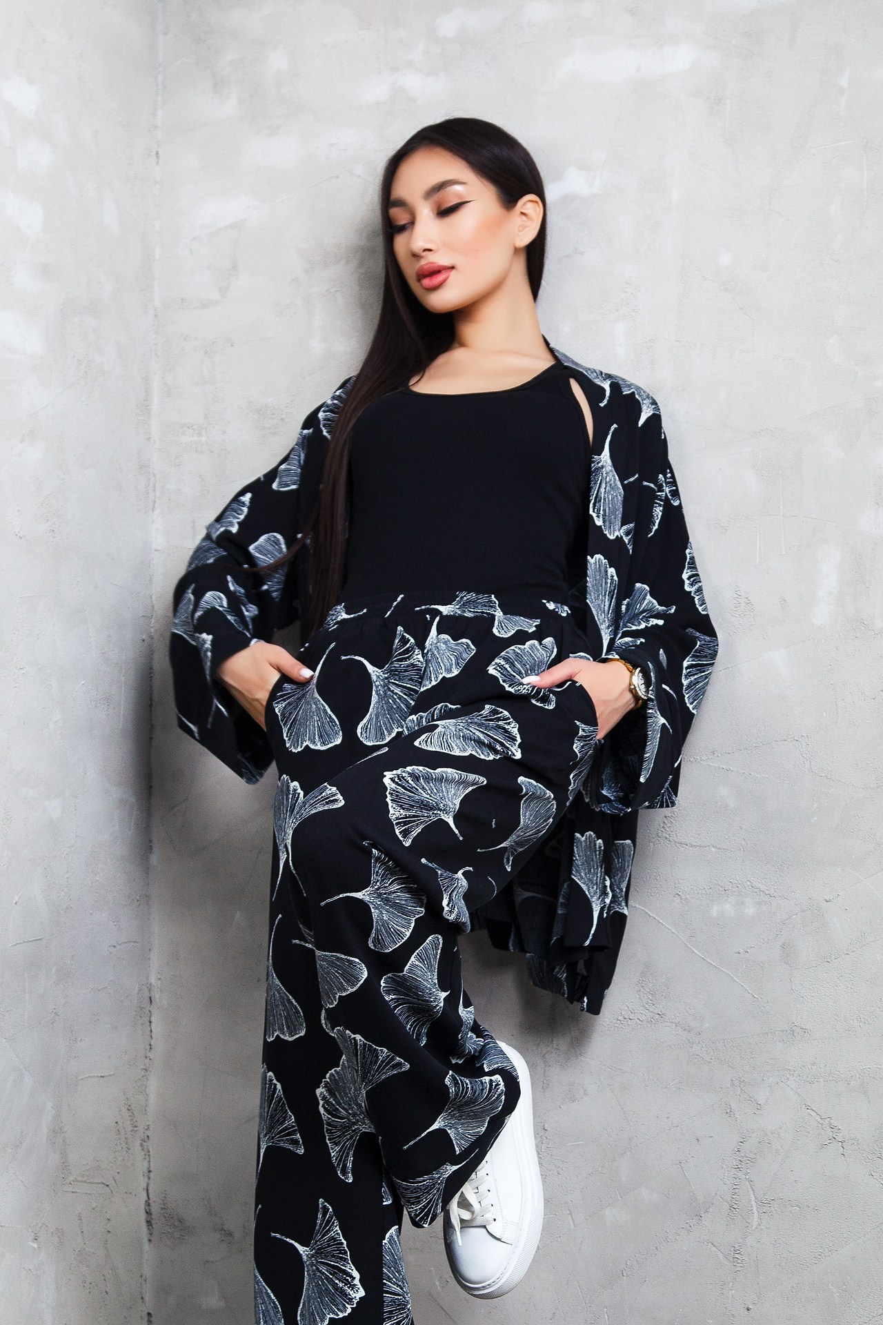 Реклама женской одежды. Натан Супервайзер по Продакшену