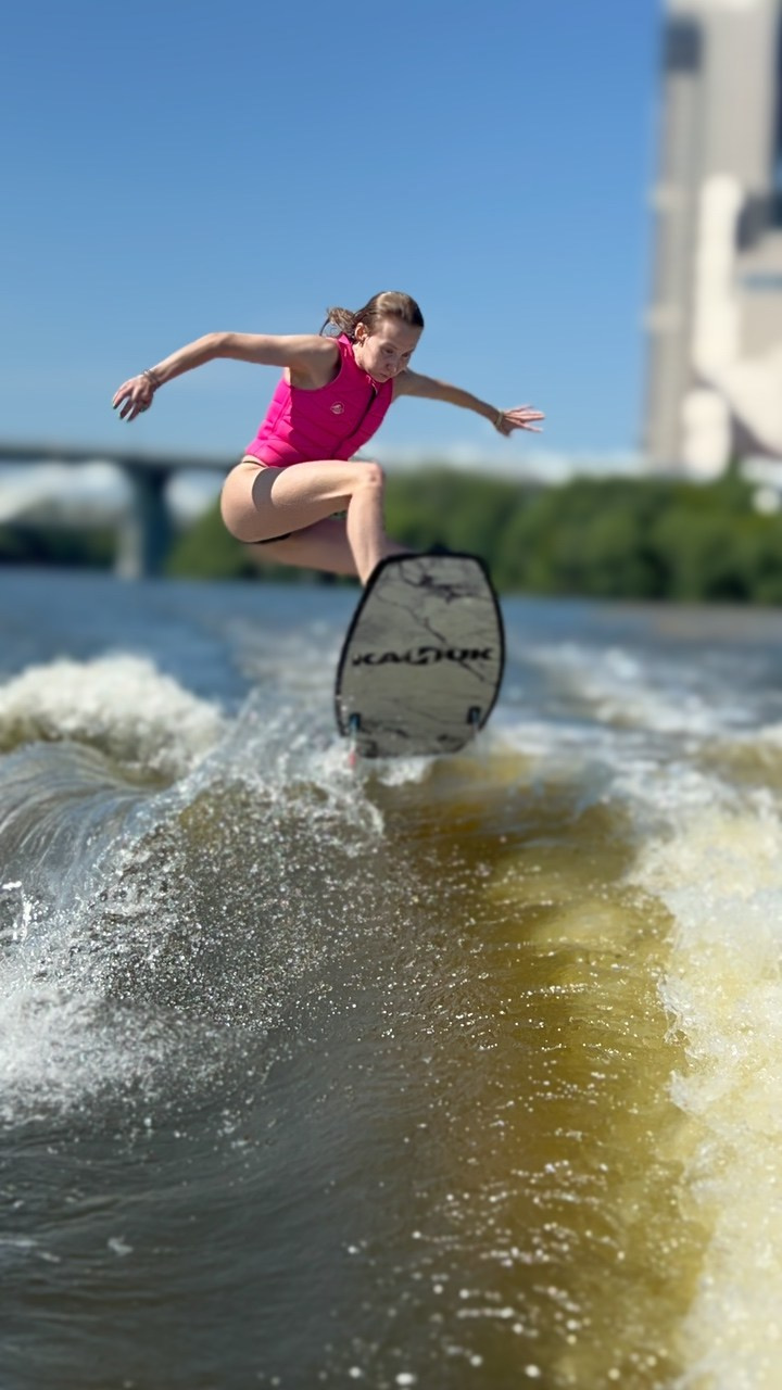 Снято на телефон. Фотография, ретушь, сканирование, восстановление старых фото, интерьерная съёмка, студия. Данилов Александр, Москва