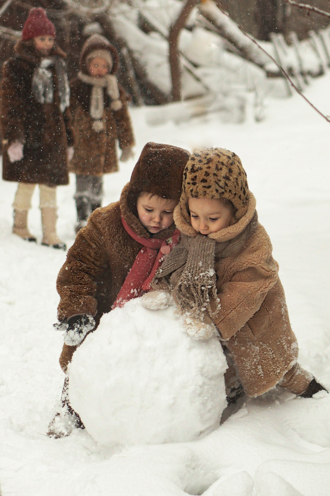 Мы лепим снеговика!. Съемка Таинств Крещения Венчания, детские и семейные съемки в Пензе