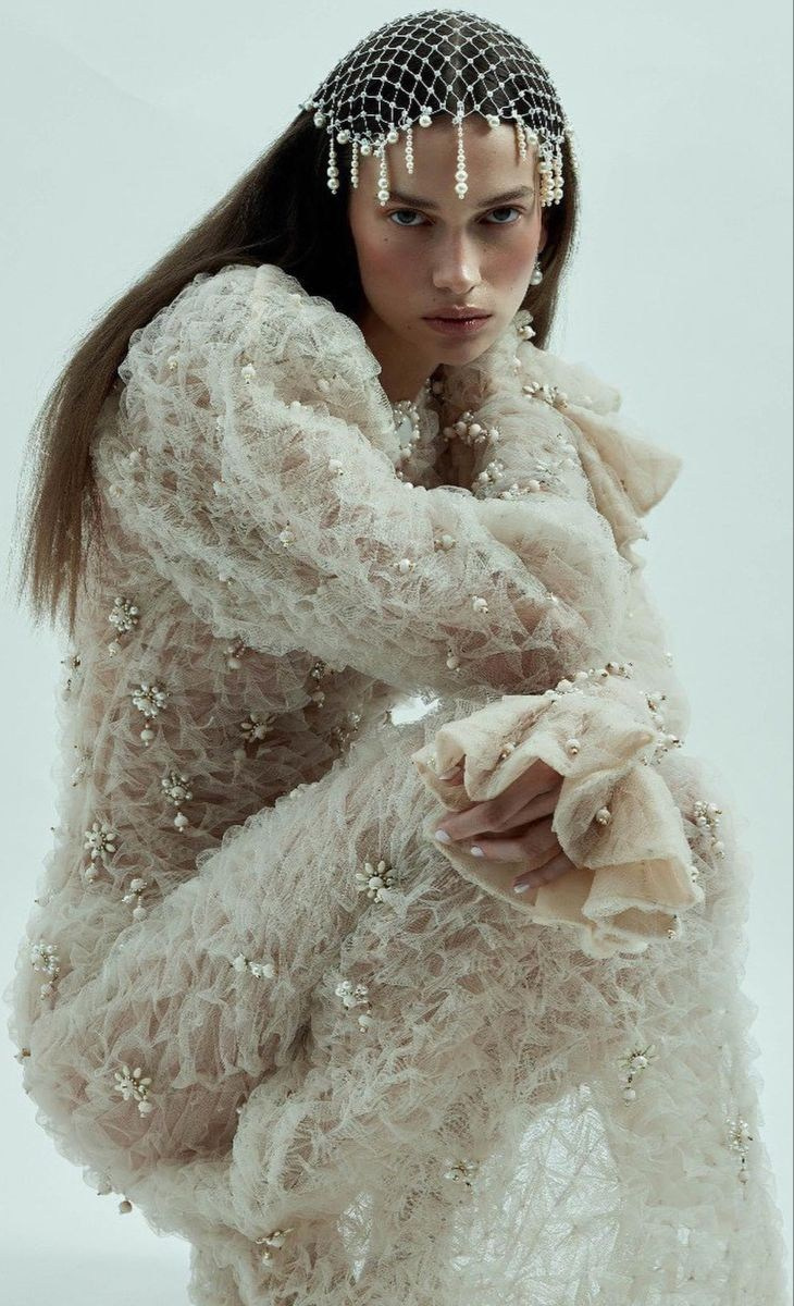 Образ невесты. Платье, макияж и укладка. Валеева Виктория | Свадебный фотограф в Ростове-на-Дону и Москве