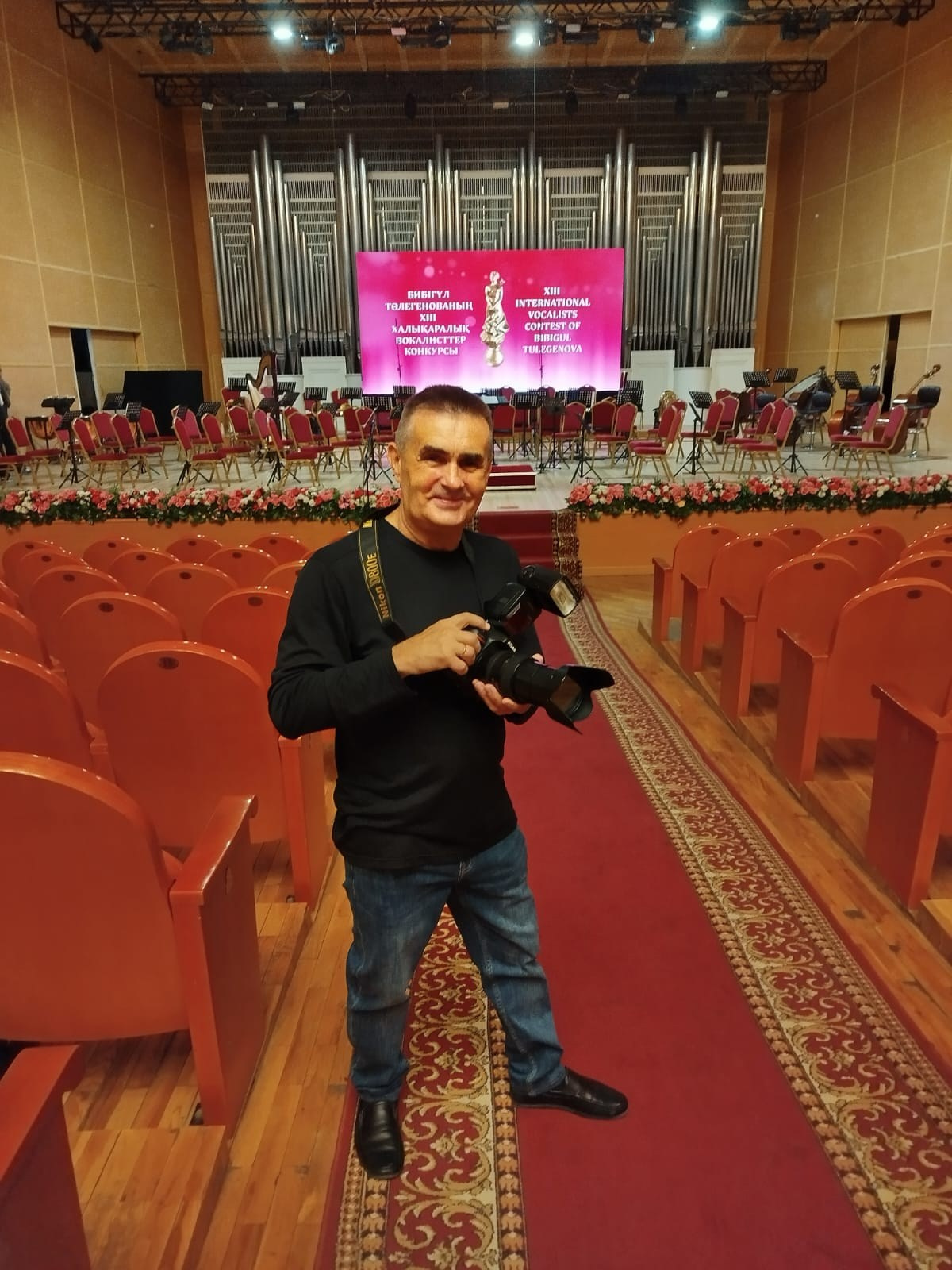 Конкурс вокалистов Бибигуль Тулегеновой (25.09.2025.). Фотосъёмка. Фотограф Сергей Авдеев-семейный и детский фотограф в Алматы