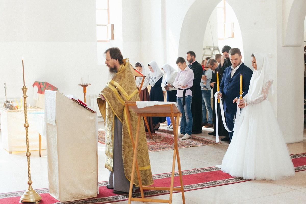 Венчание в Санкт Петербурге. Фотограф крещение венчание в Петербурге! Помогает подобрать храм и посоветовал душевного батюшку в СПб