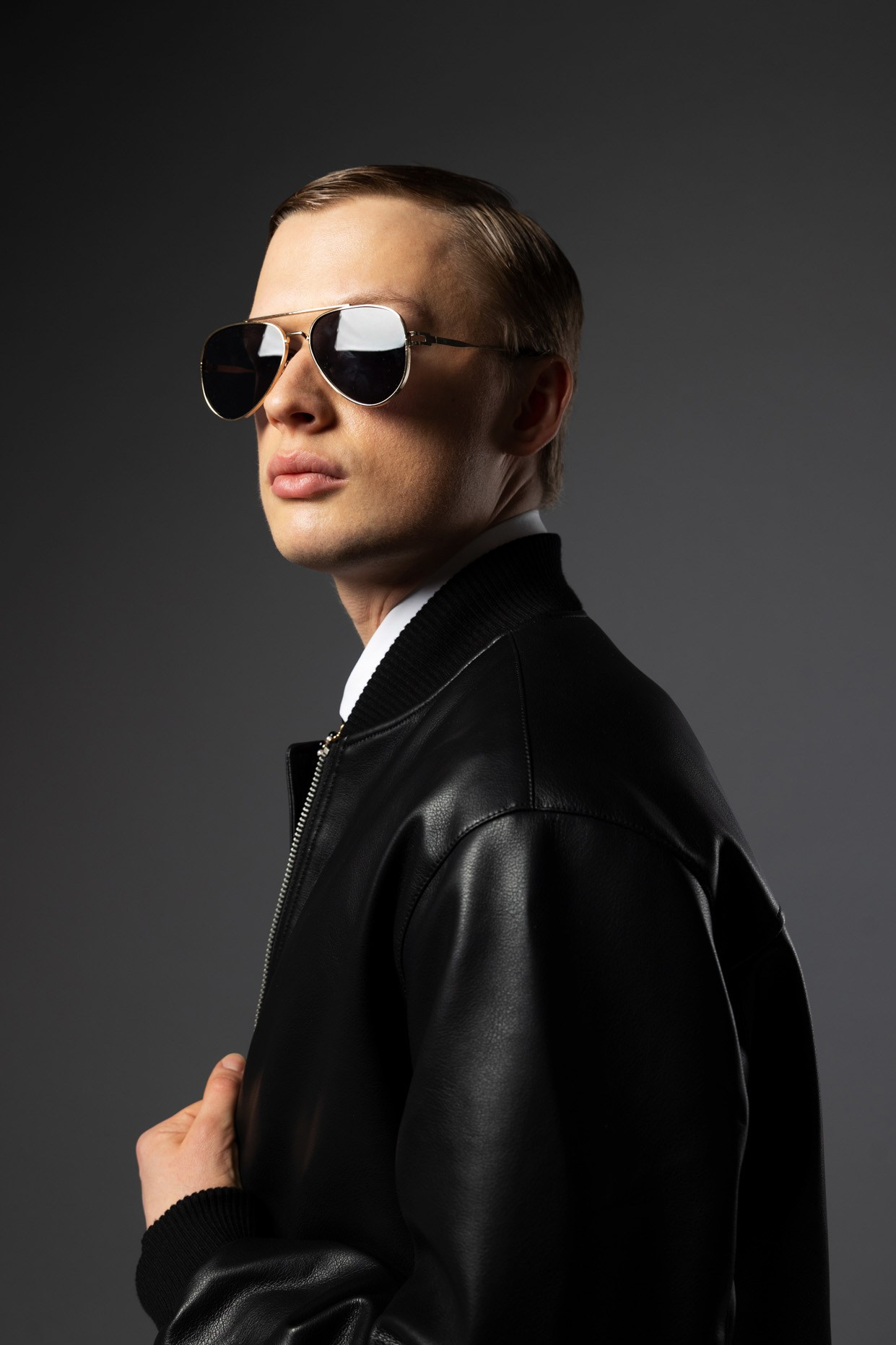 Илья. Портретный фотограф, контент фотограф, продающие фото в Москве и МО