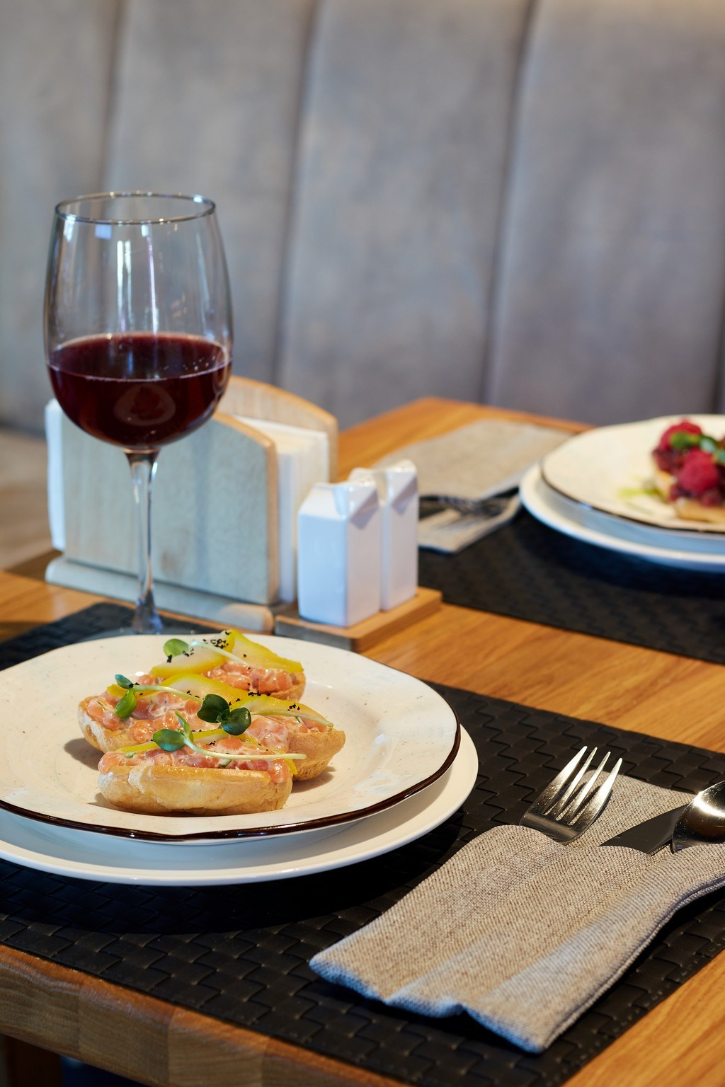 Vinesis. Тимур Поляков — фотограф и оператор-постановщик