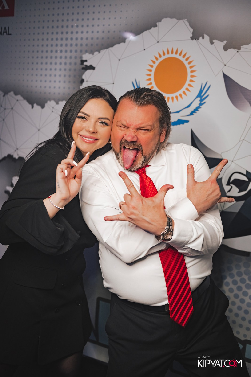 ДОРОГАЯ, Я НЕ ПИЛ. КИПЯТКОМ АЛМАТЫ!