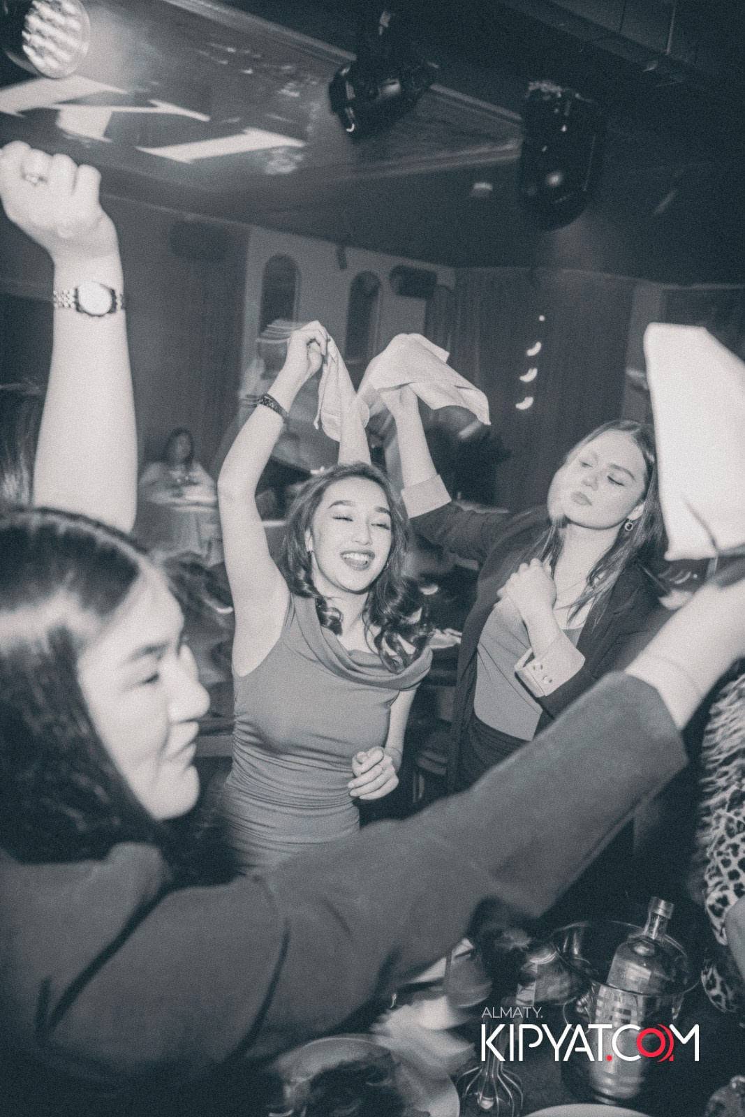 PATRIKI RESTAURANT. КИПЯТКОМ АЛМАТЫ!