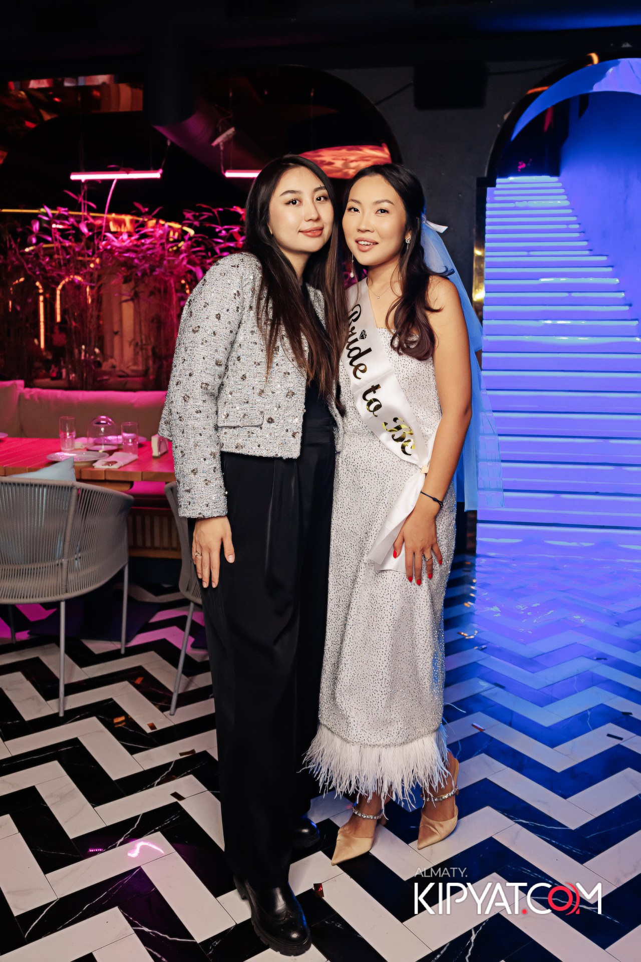 QUEEN. КИПЯТКОМ АЛМАТЫ!