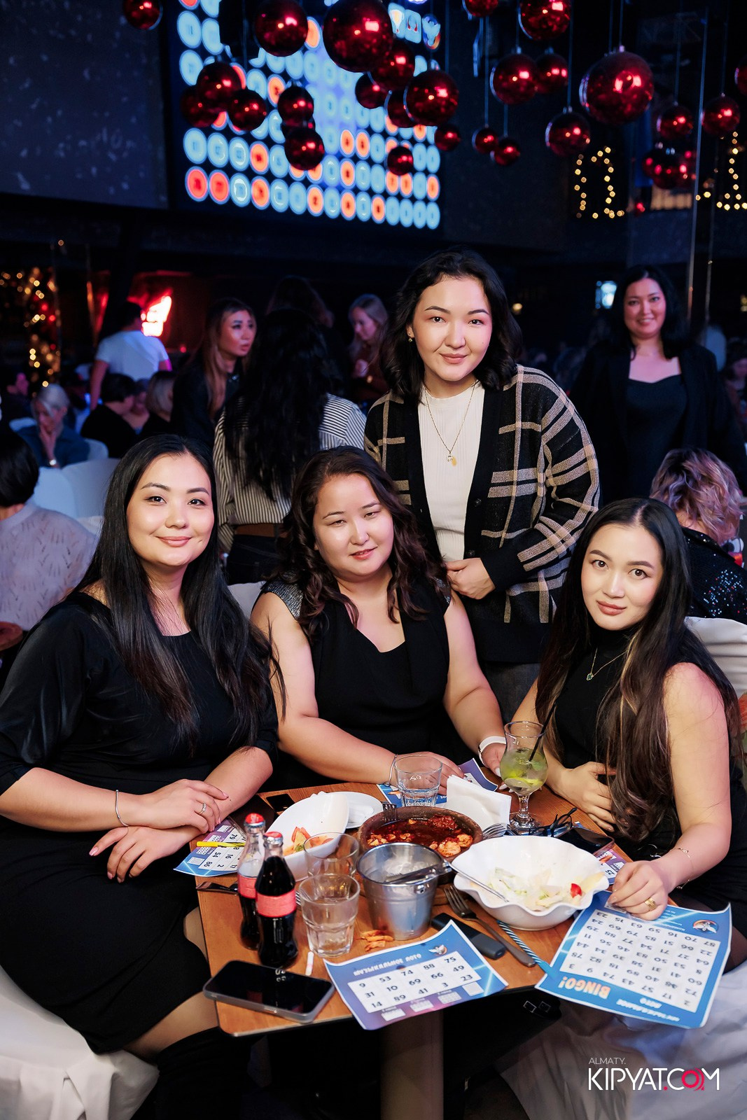 МУЗЫКАЛЬНОЕ ЛОТО В HIT RETRO. КИПЯТКОМ АЛМАТЫ! Фотосъемка мероприятий в Алматы