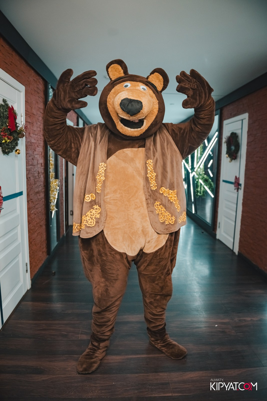 УХО И МЕДВЕДЬ НА САИНА. КИПЯТКОМ АЛМАТЫ!