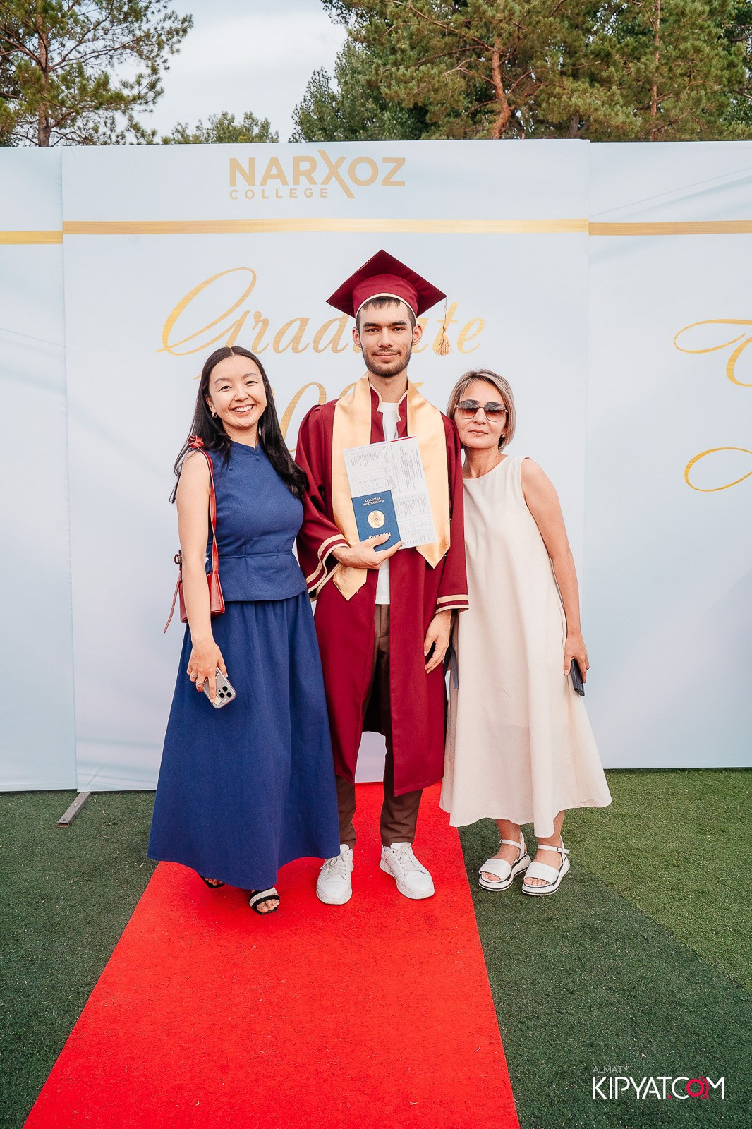 ВРУЧЕНИЕ ДИПЛОМОВ — НАРХОЗ КОЛЛЕДЖ. Part 1. КИПЯТКОМ АЛМАТЫ!