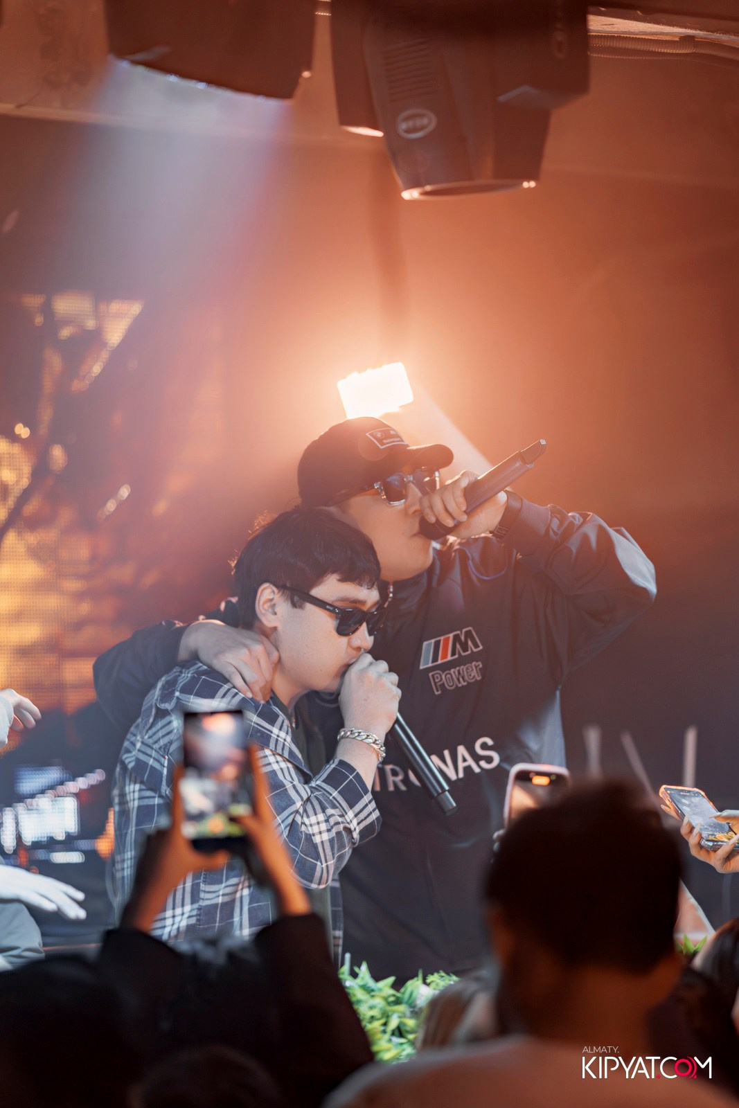 BHB. КИПЯТКОМ АЛМАТЫ!