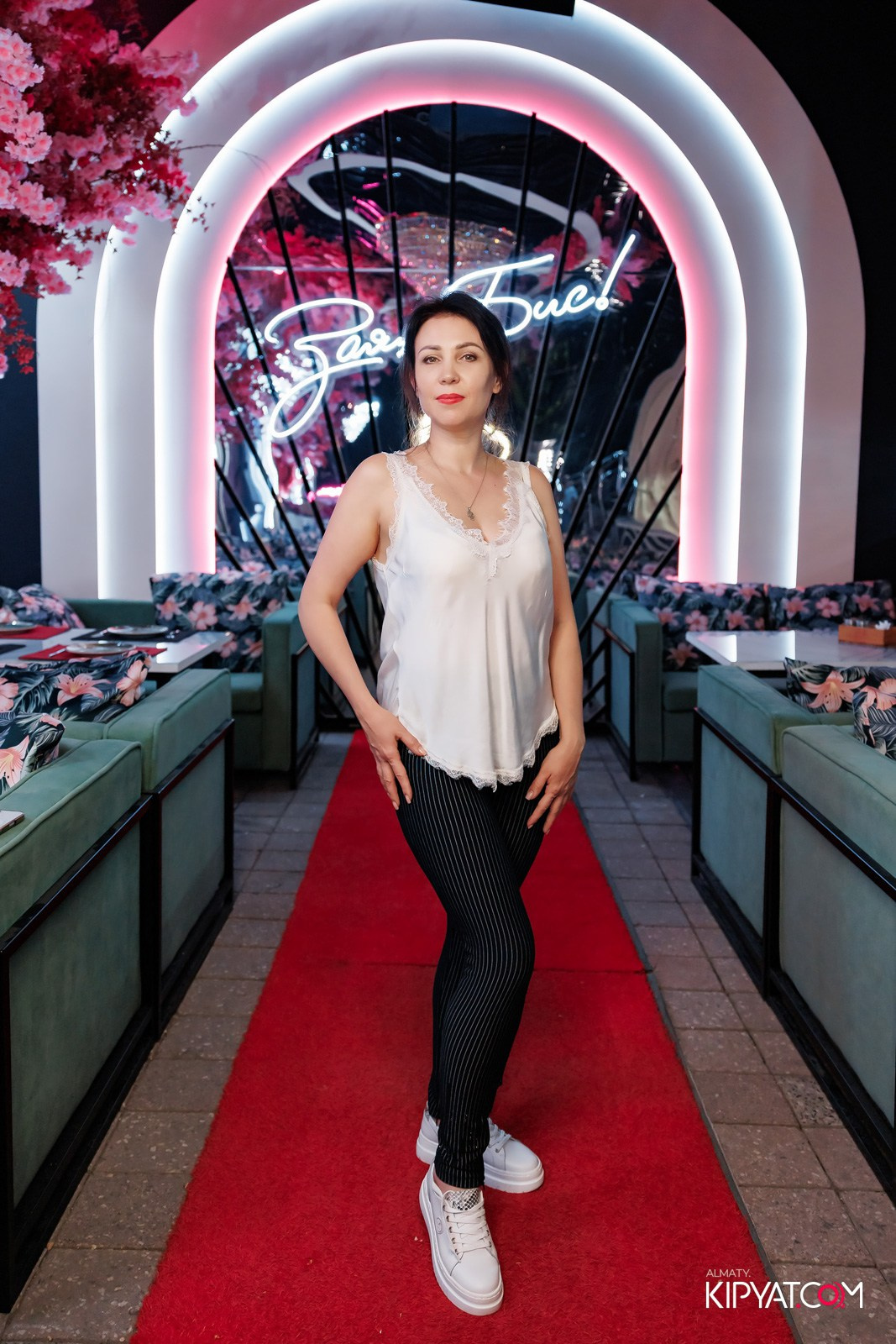 ЗАЯ, НА БИС. КИПЯТКОМ АЛМАТЫ!