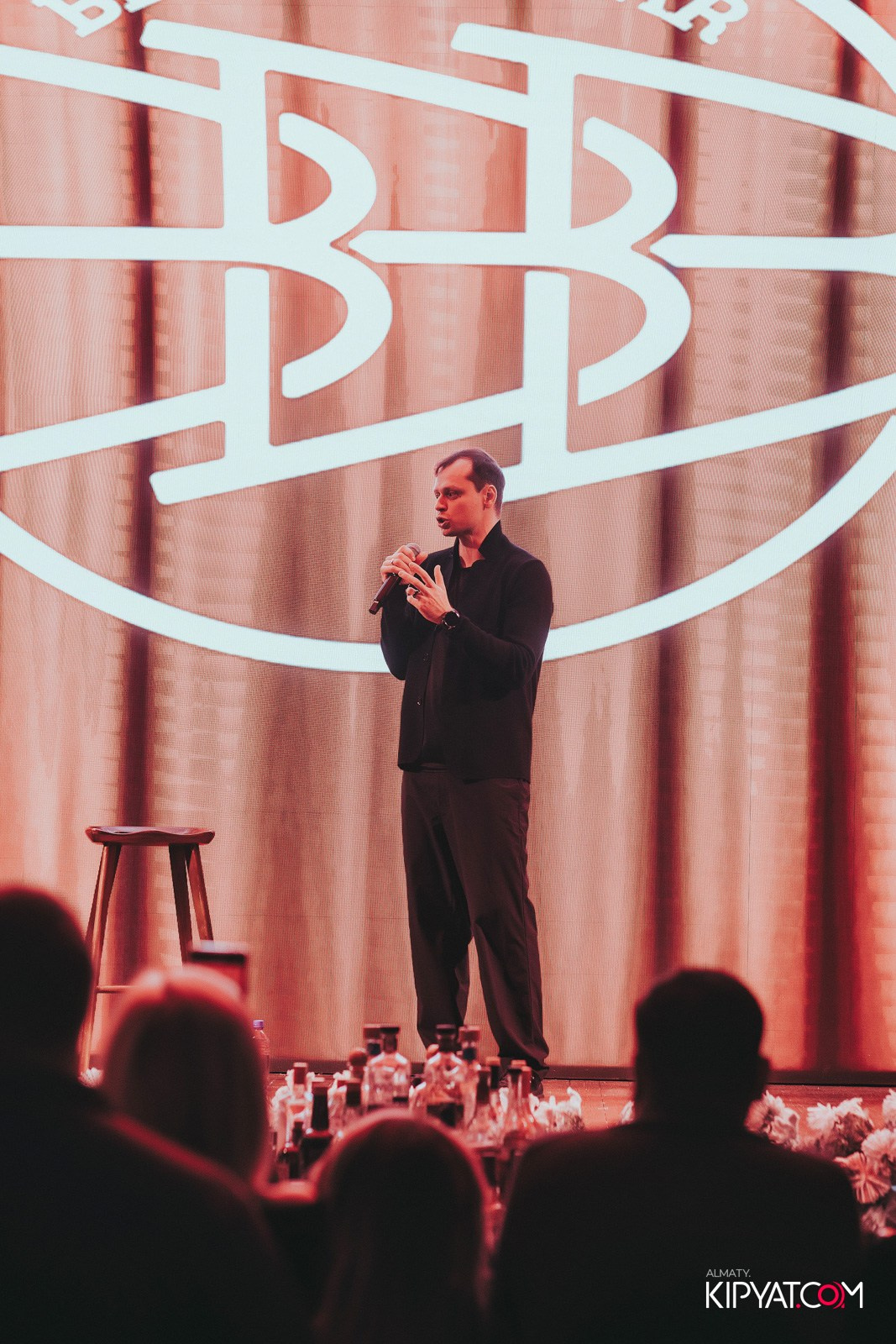 BLA BLA BAR. КИПЯТКОМ АЛМАТЫ!