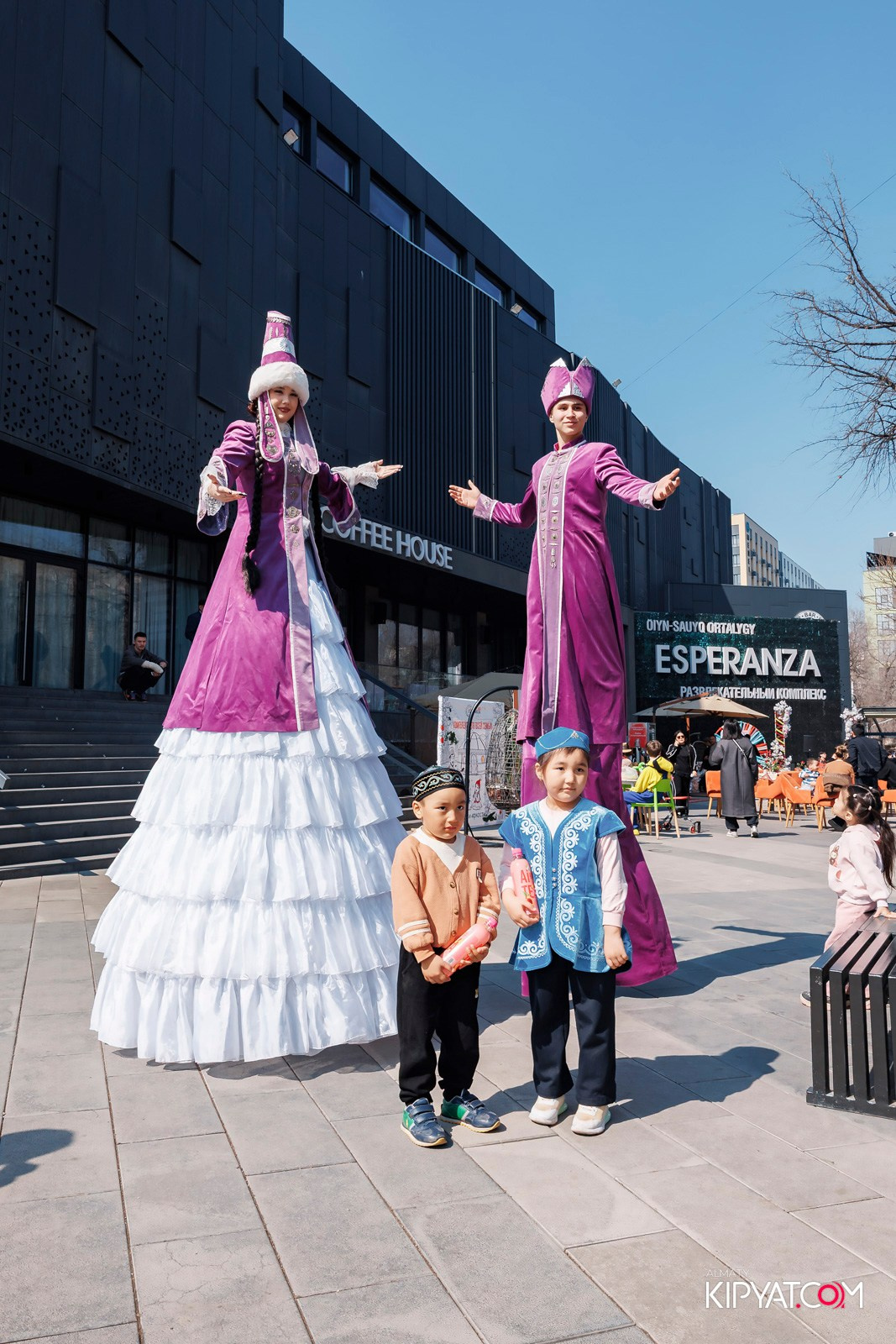 НАУРЫЗ В ESPERANZA — ФЕСТИВАЛЬ АЛЛЕЯ ВКУСОВ. КИПЯТКОМ АЛМАТЫ! Фотосъемка мероприятий в Алматы