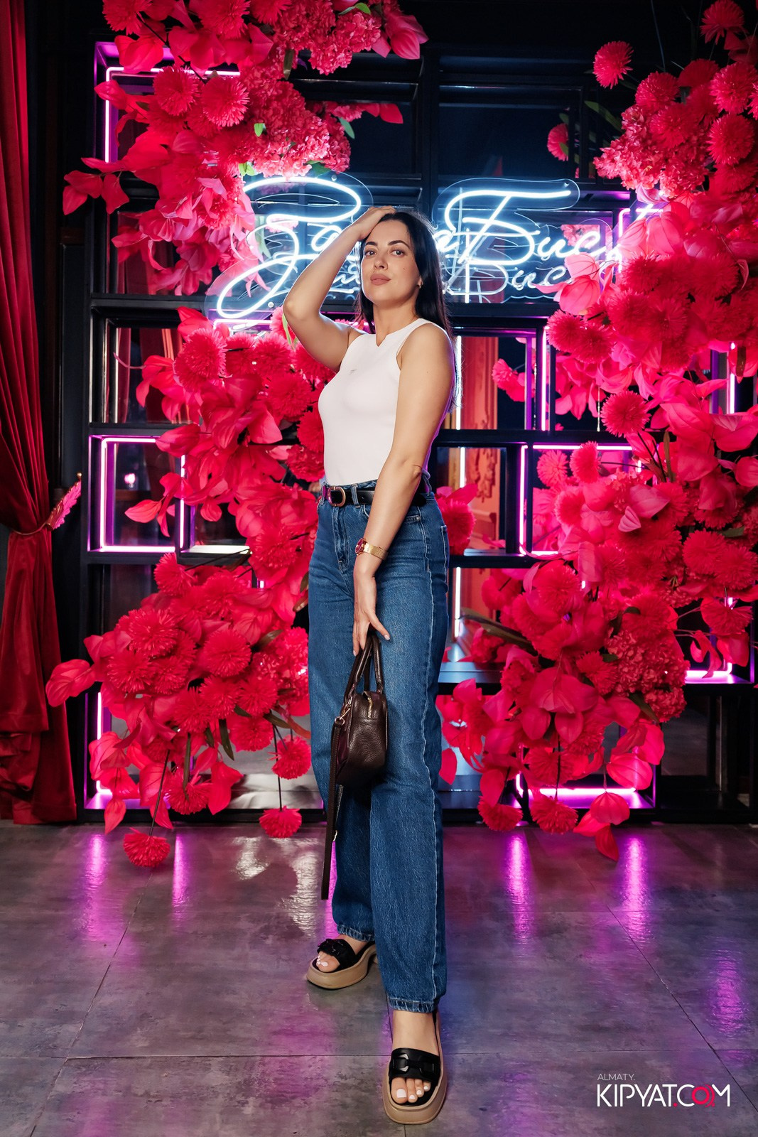 ЗАЯ, НА БИС. КИПЯТКОМ АЛМАТЫ!