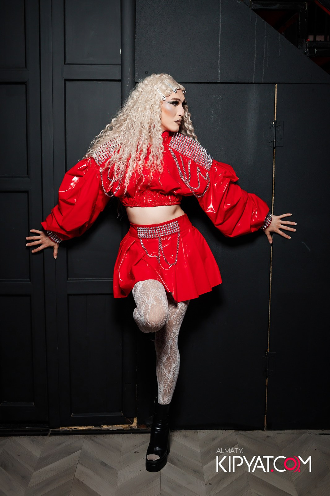 НОЧНОЙ КЛУБ ICON. КИПЯТКОМ АЛМАТЫ!