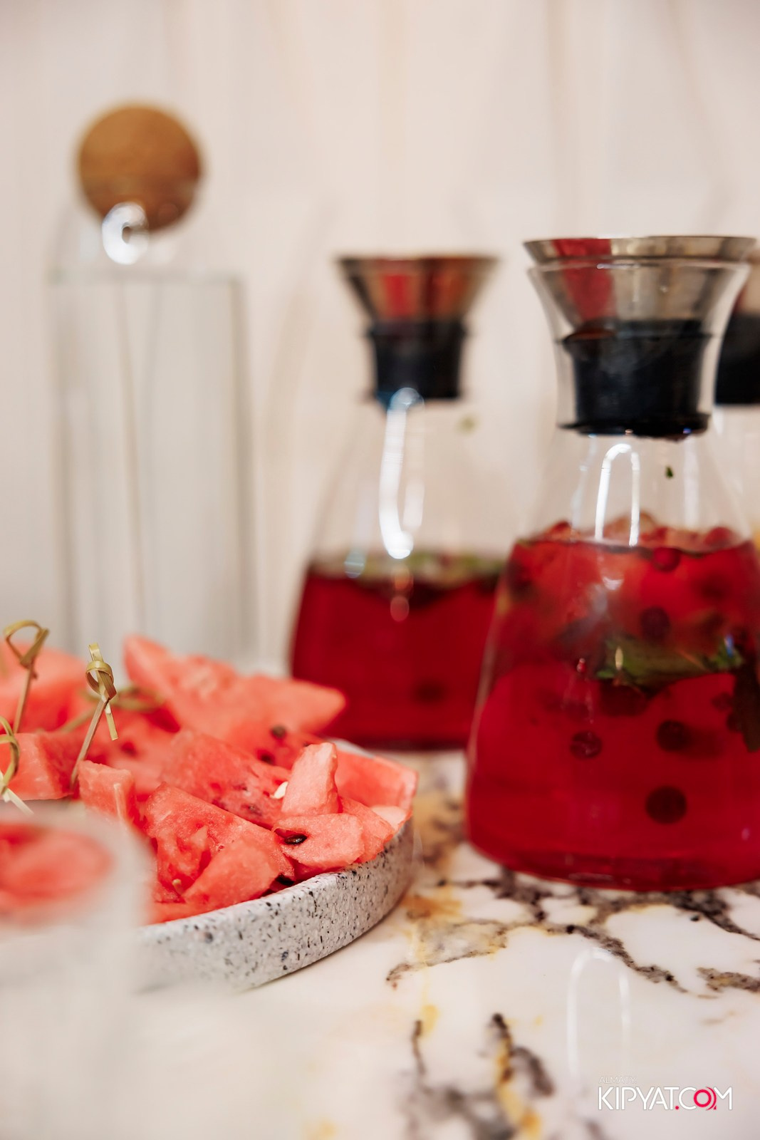 КАРАОКЕ JANYM SOUL НА МАРКОВА. КИПЯТКОМ АЛМАТЫ!