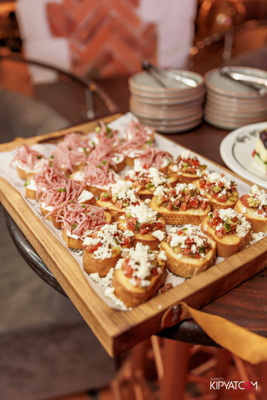 ОФИЦИАЛЬНОЕ ОТКРЫТИЕ CAFE LEFFE. КИПЯТКОМ АЛМАТЫ!