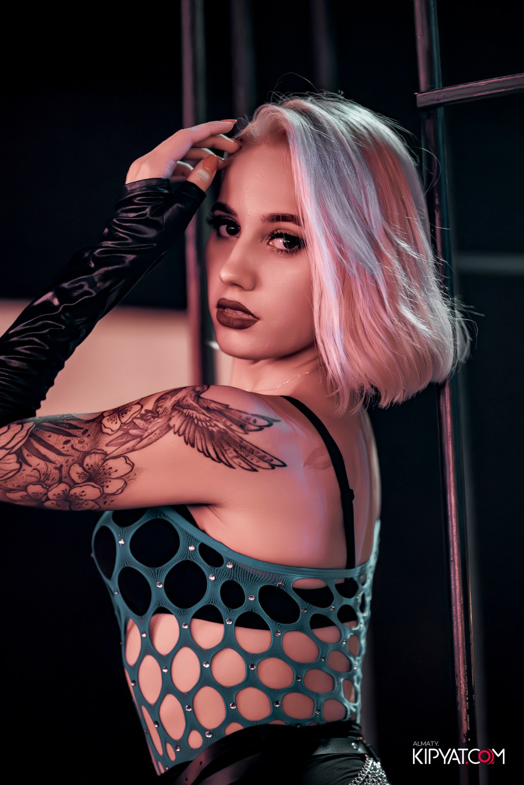 UYAT EMES BAR. КИПЯТКОМ АЛМАТЫ!