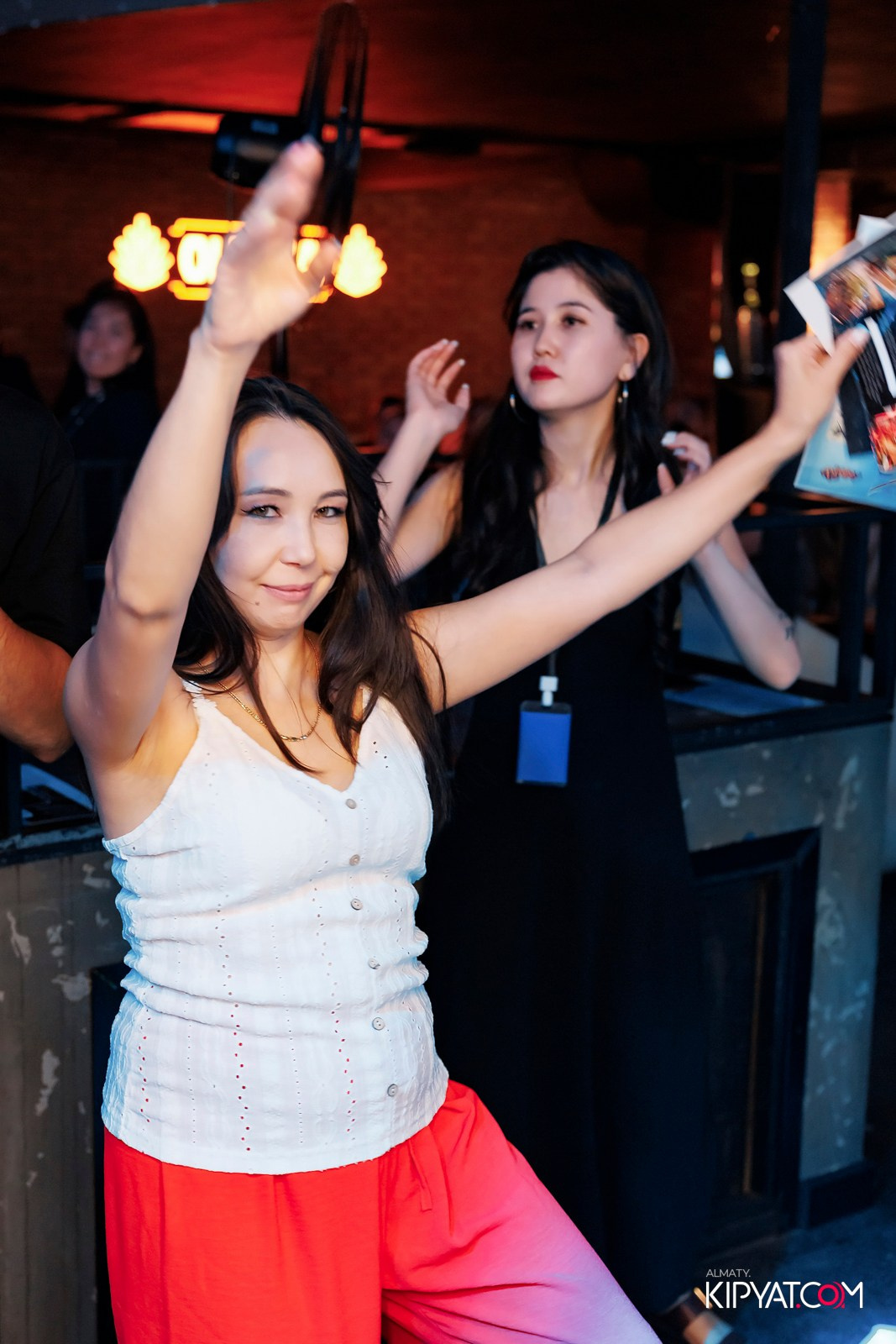 МУЗЫКАЛЬНОЕ ЛОТО В HIT RETRO. КИПЯТКОМ АЛМАТЫ!