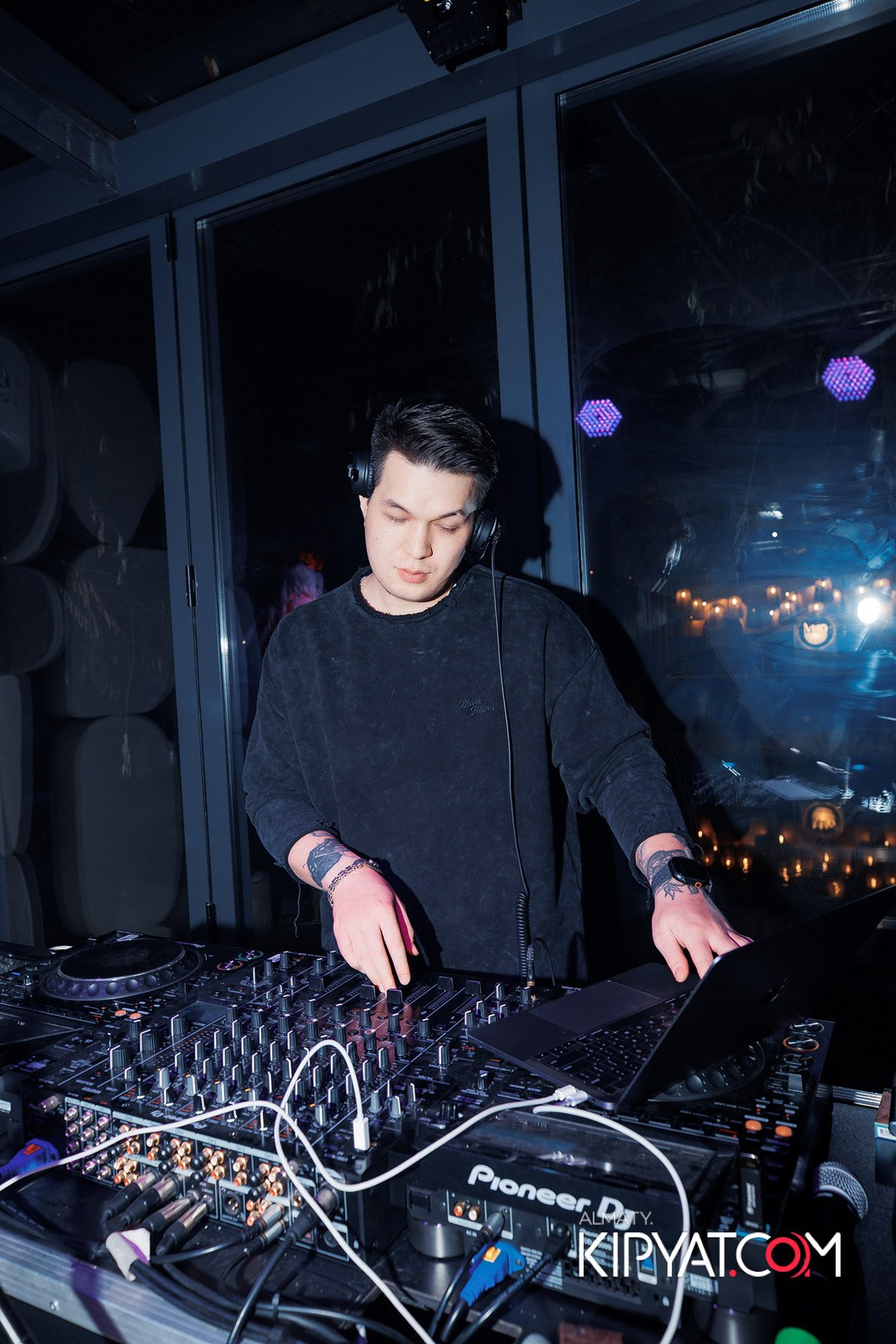 EDEN BAR & RESTAURANT. КИПЯТКОМ АЛМАТЫ!