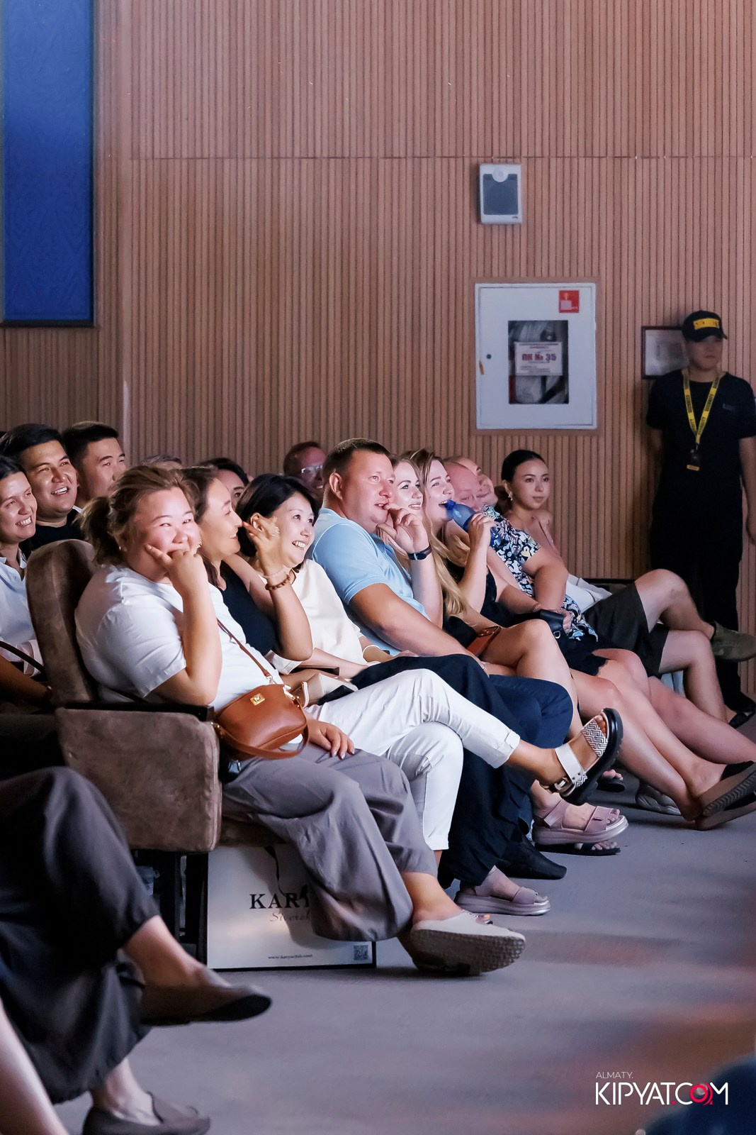 STAND UP КОНЦЕРТ АЛЕКСАНДРА МЕРКУЛЬ PART 2. КИПЯТКОМ АЛМАТЫ! Фотосъемка мероприятий в Алматы