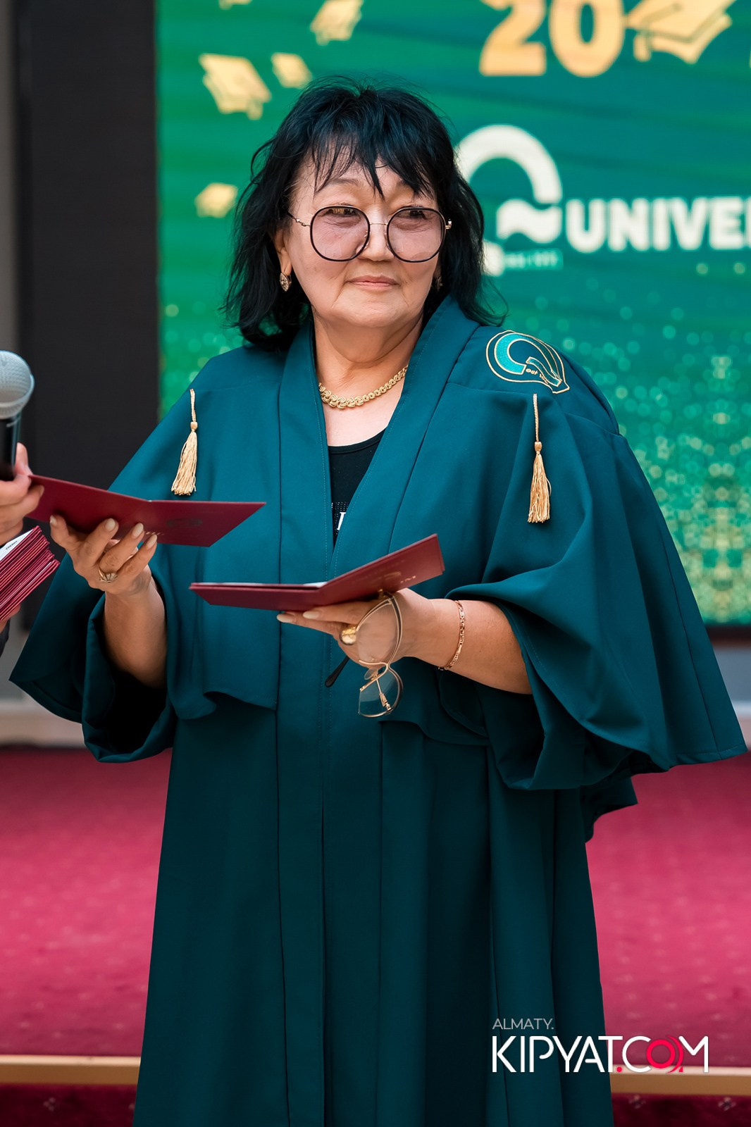GRADUATION 2025 Q UNIVERSITY. КИПЯТКОМ АЛМАТЫ!