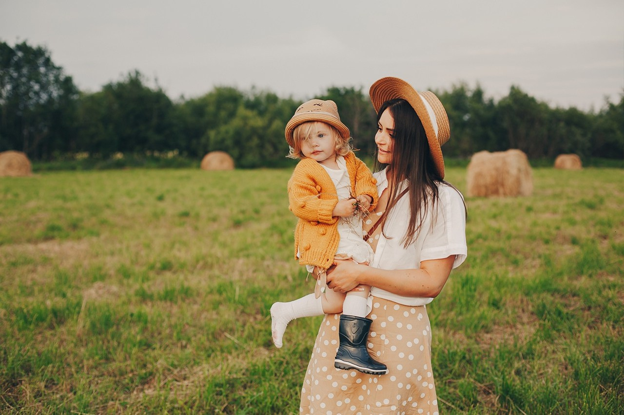 Фотосессия со стогами сена. Фотограф Евгения Мальцева, Архангельск