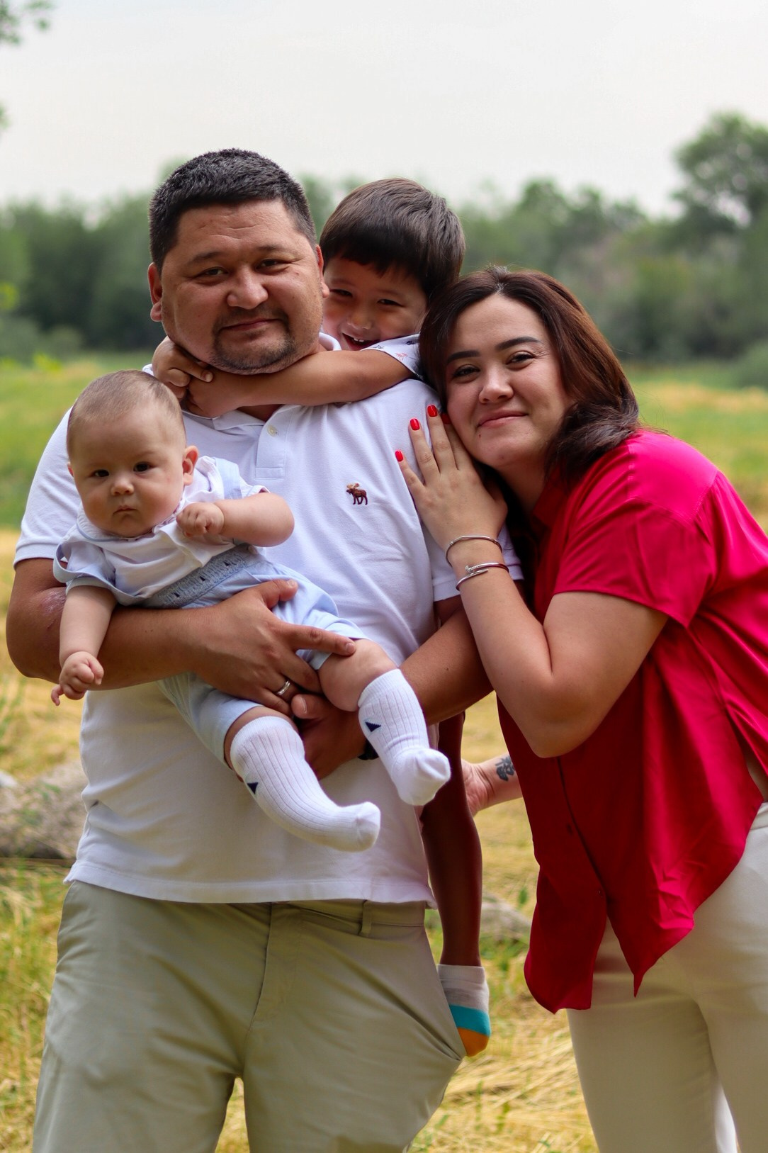 Фотопрогулка. Фотограф в Астане, индивидуальная, семейная, домашняя фотосессия