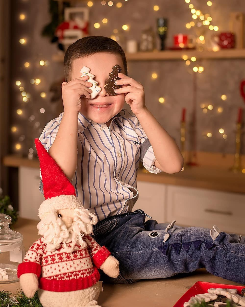 Новый год. Контакты