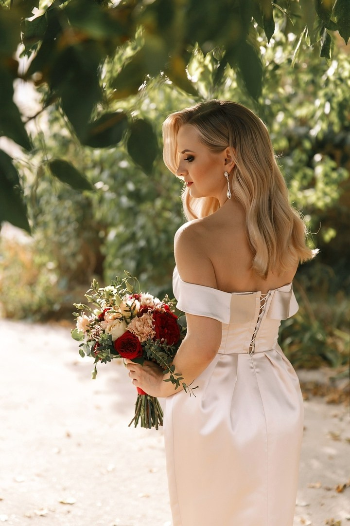 Примеры свадебных платьев. Модельер Евгений Бременев