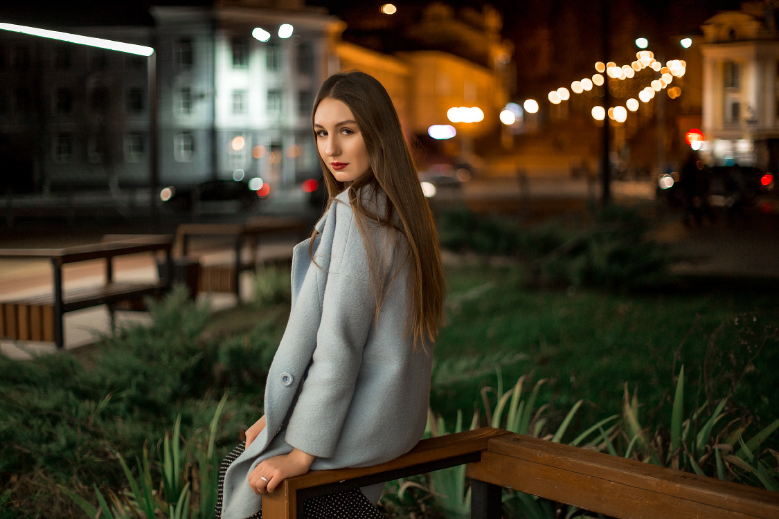 фотосессия, съемка портрета в ночном городе, набережная Брянска