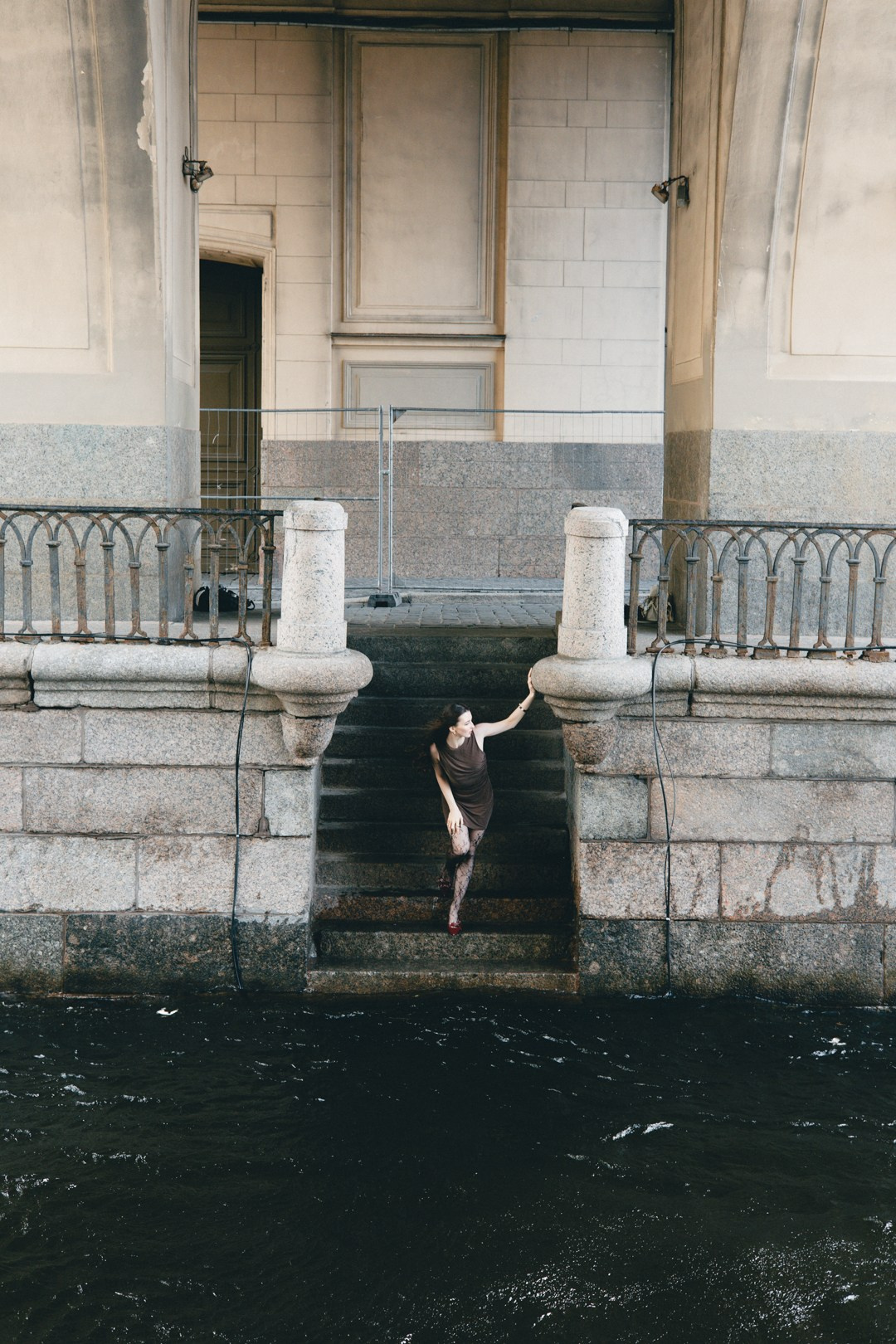 Street Nasty. Юлия Астра: Фотограф в Санкт-Петербурге. Снимаю женские портреты, уличные съёмки в Петербурге и людей с их собаками