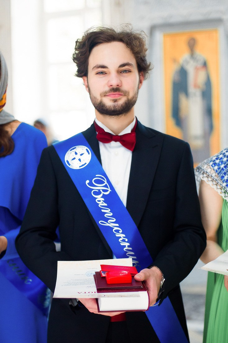 Выпускной в гимназии «Василиада». Репортажный фотограф Борис Геер