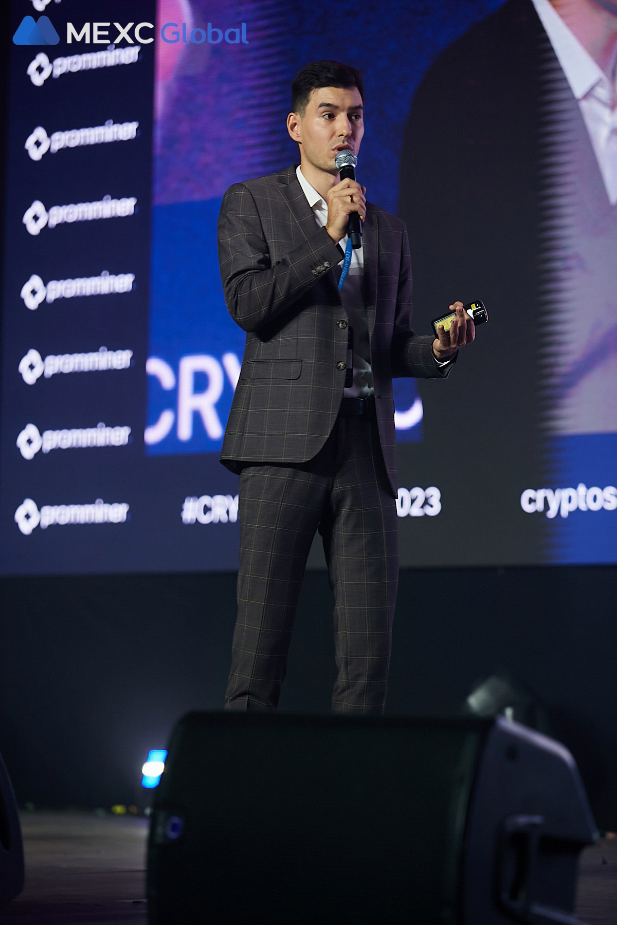 Ежегодный CRYPTO SUMMIT 2023 — MEXC. Фотограф и Видеограф в Москве. Олег Корушев