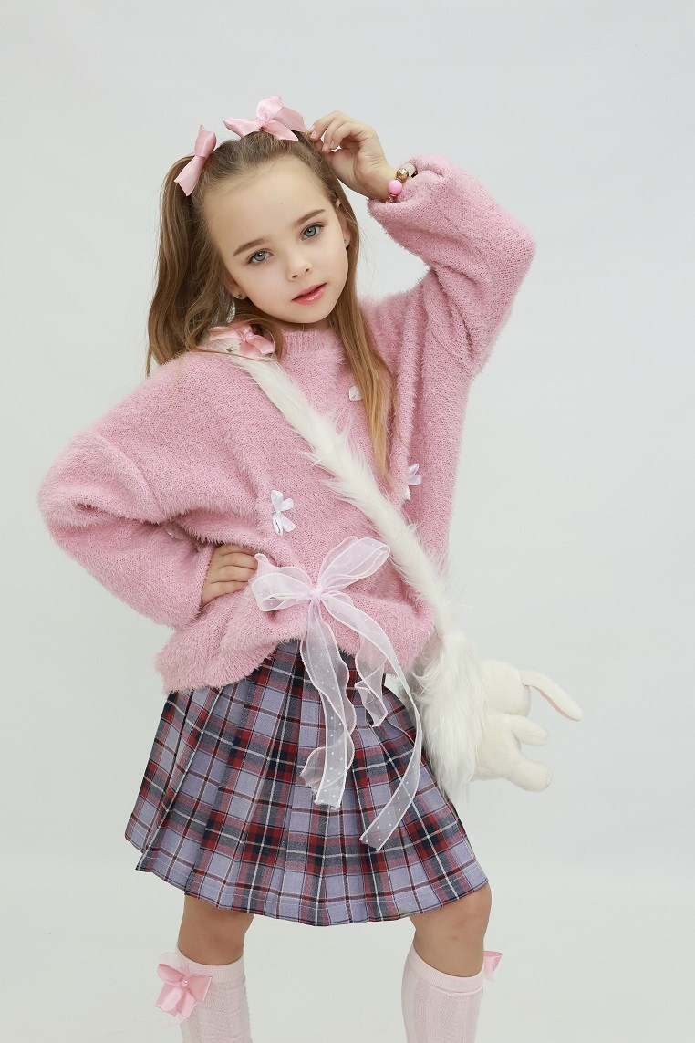 Соня Володина. Съёмка одежды для маркетплейсов и брендов Morozova Production