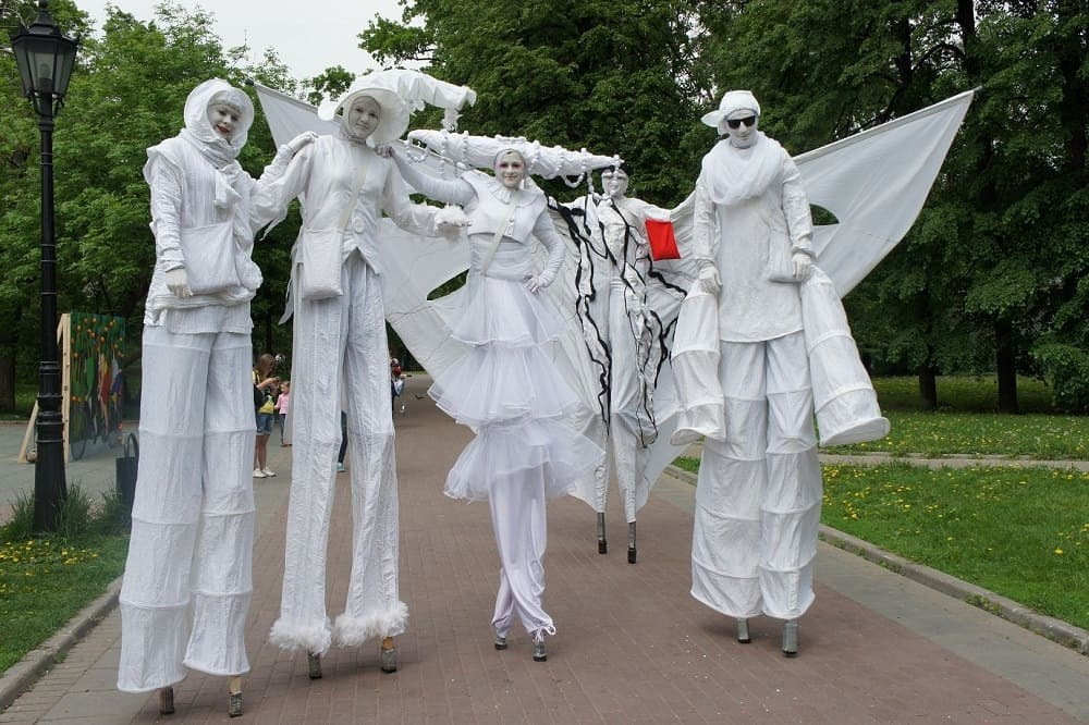 Ходули. Фотограф для маркетплейсов Михаил Бове