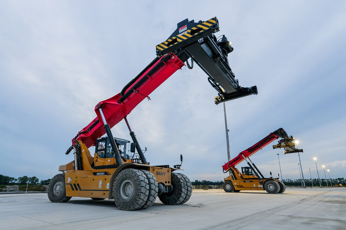 Транспортно-логистический терминал «Сибирский». Фотограф Сергей Сергеев