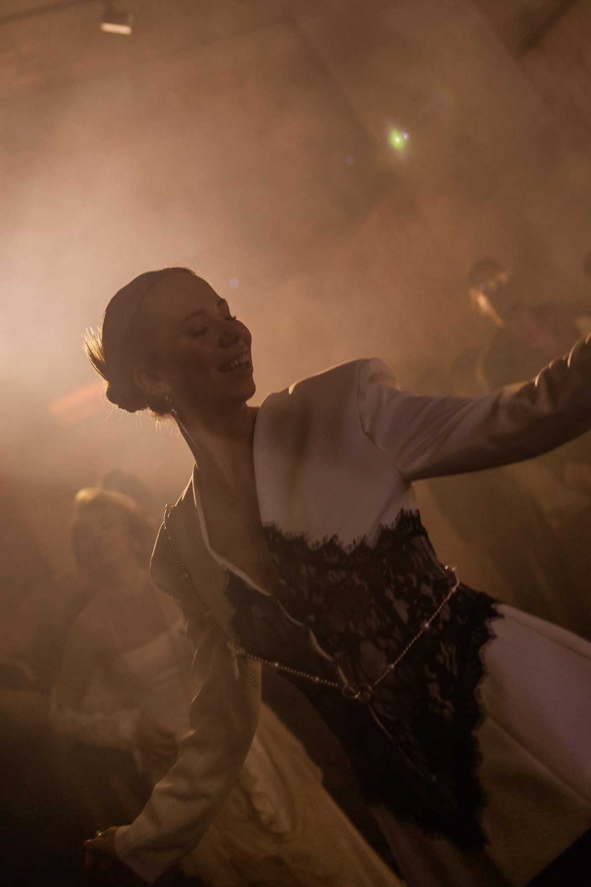 Фотограф на свадебную вечеринку Москва. VERSLIBRE | Свадебный и репортажный фотограф в Санкт-Петербурге, Москве, и Поволжье