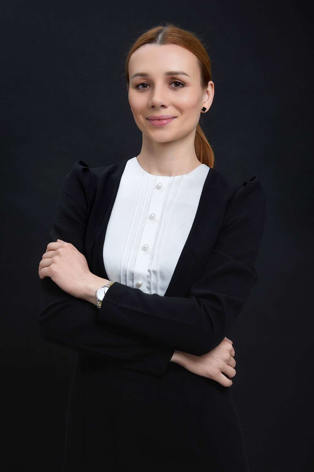 Бизнес-портрет, фотосессия в деловом стиле в Москве. Фотограф Полина Завельская