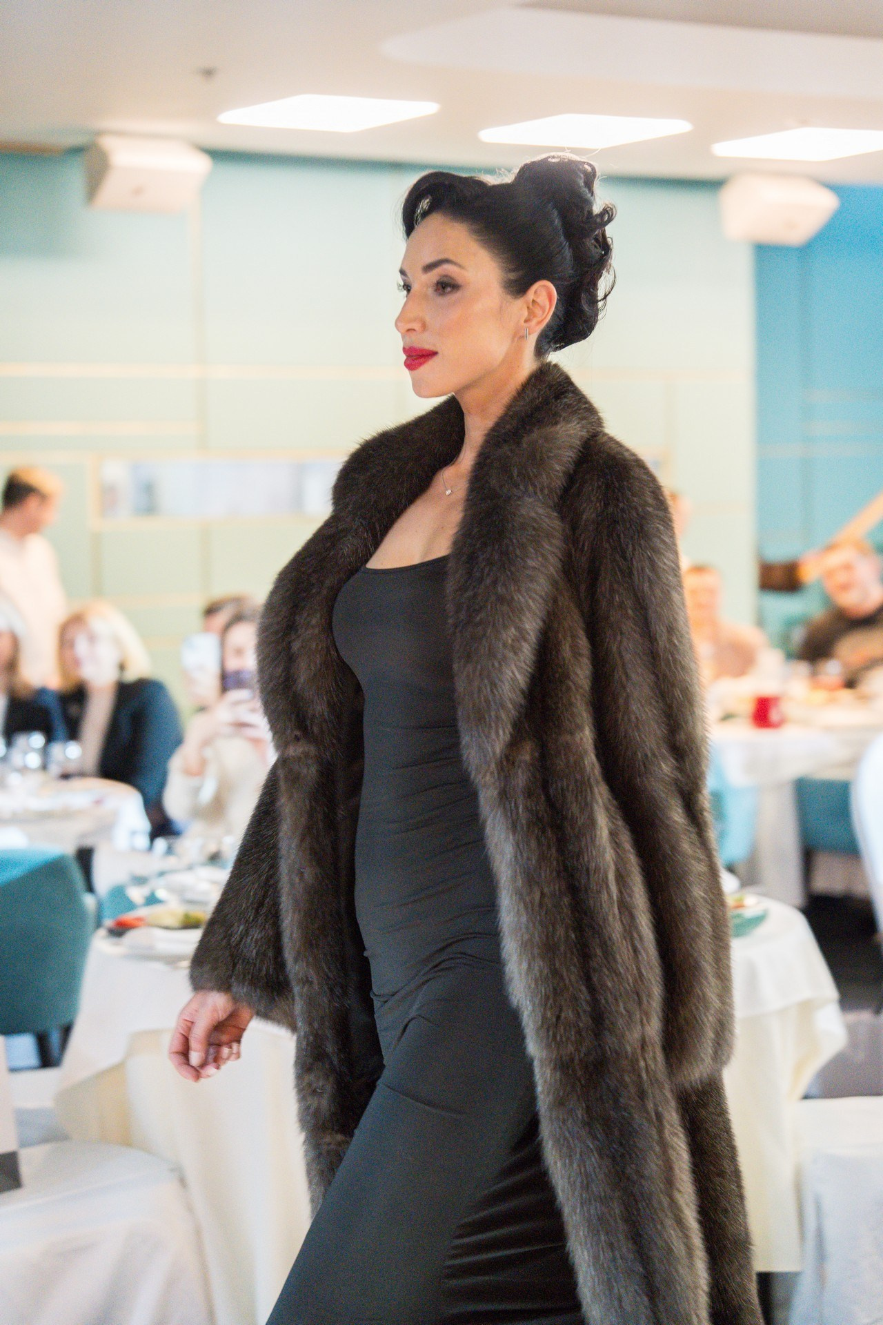 Русьпушнина. Репортажная съёмка в Санкт-Петербурге, Константин Петров